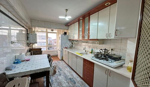 23 Nisan Mahallesi Hacıkadın Pazar Yeri Arkasında Katta 3+1