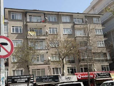 Demetevler İvedik Cad. Üzerinde 3.arakatta Metroya Yakın 3+1 Kiralık Daire