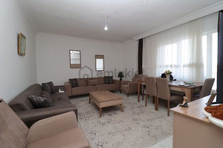 Akif'ten Ertuğrulgazi'de 3+1 Kiracılı Site İçi Gimsa Yakını Satılık Daire