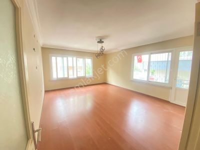 Prestij'den Pirireis'te Geniş Oturumlu Temiz 3+1 Daire