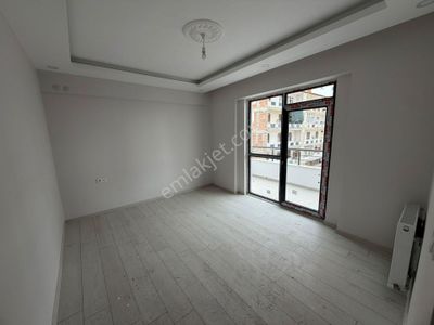 Mevsim Gayrimenkulden Üniversite Mah. Satılık Sıfır 2+0 Daireler