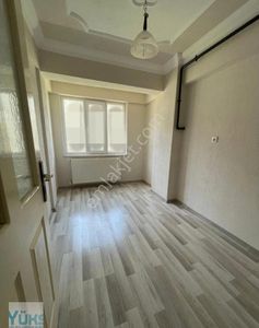 Denizli Zeytin Mahallesinde Adli Tıp Kurumu Mevkii 2+1 Geniş Daire