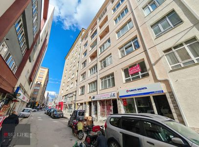 Rw Lıfe// Akarbaşı Mah. Atatürk Cad. Yakını Satılık 2+1 Daire