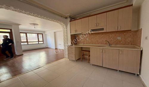 Kuşcağızda Cadde Yakınında Değerinin %30 Altında Masrafsız