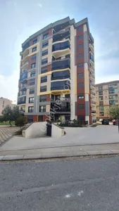 Akıncılar'da Site İçinde E.banyolu 3+1 Full Eşyalı Satılık Daire