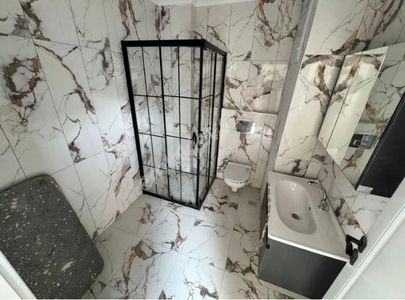 Beyoğlu Kalyoncu Kulluğunda 1+0 Kombi Ve Klimalı Stüdyo Daire