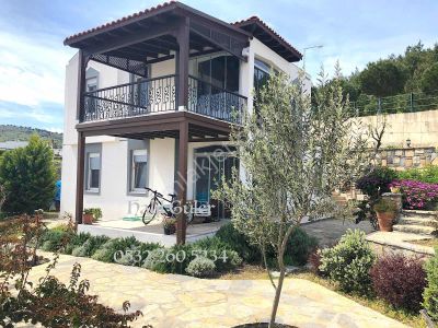 Farilya Değirmentepe Sitesinde Satılık 3+1 Villa Halil Güler
