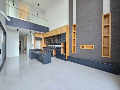 Denizli Şirinköy De Havuzlu Asansörlü Hamam Ve Saunalı Ultra Lüks Konsept Villa