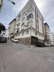 Çobançeşme Mithatpaşa Caddesi'nde Dubleks