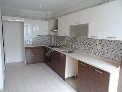 Nazilli Ege Emlak Ofisinden Kurtuluş Mh. Doğalgazlı Kiralık Daire