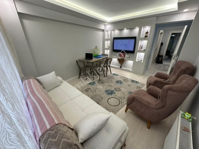 Namazgah'ta Park Yanı 9 Yıllık Bina Asansörlü 2+1 Satılık Daire