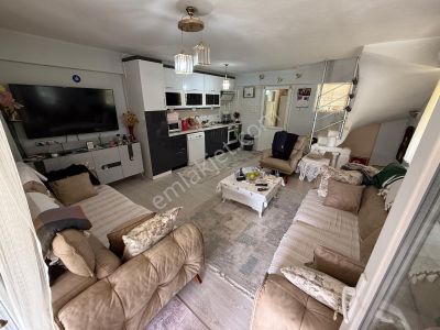 İzmir Dikili Salihleraltında Satılık 3+1 Köşe Villa