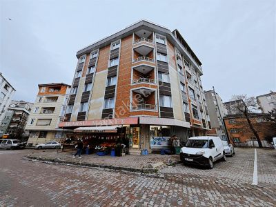 Yenibosna Pazar Pazarında 5+1 Krediye Uygun Ferah Dublex