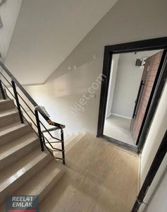 Merkezi Konumda, Ara Kat, Kullanışlı 2+1 Daire