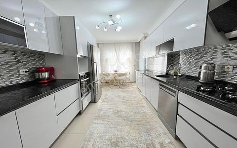 Yükseltepe Modern Tasarım & Ultralüks Donanımlı 4+1 Havuzlu Site