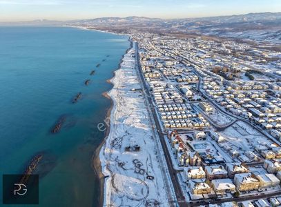 Karasu'nun Gözde Konumunda Geniş M² Yazlık Kışlık 2+1 Daire!!