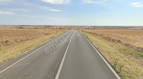 Lüleburgaz Sakızköyde Asfalta Cephe - Merkeze Yakın 8.735 M²