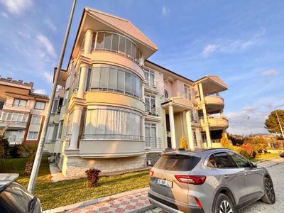 ꧁ay Emlaktan꧂akçay Merkezde Kazdağı Manzaralı Lüks Sitede Müstakil Tadında Kiralık 3+1 Geniş Daire