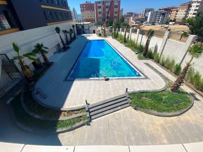 Referans Loca 1 Kartal'da 100m2 Balkonlu Yüksek Kat Kiralık 2+1