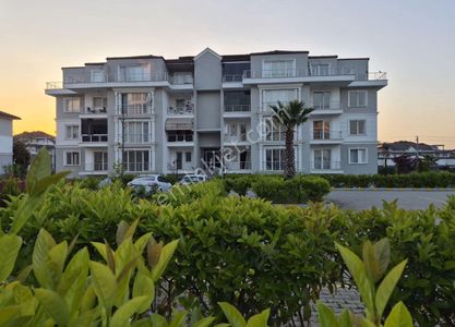 Kartepe'de Site İçerisinde Kiralık 2+1 Çatı Dubleks Daire