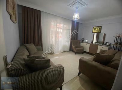 Küçükçekmece Söğütlüçeşme Mahallesi Satılık 3+1 Yüksek Griş