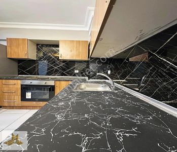 Mavi Işık'dan Cumhuriyet'de Site İçerisinde Eşyalı 2+1 Satılık !