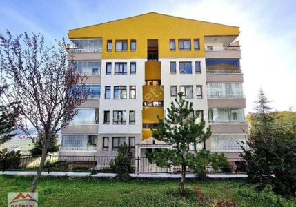 Seykent Sitesi'nde 2.kat 3+1 Çift Banyo Ful Yapılı Manzaralı