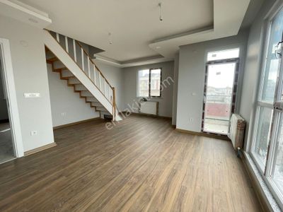 Mertcan Dan Adnan Kahveci Metroya Yürüme 3+1 Sıfır Dubleks Daire