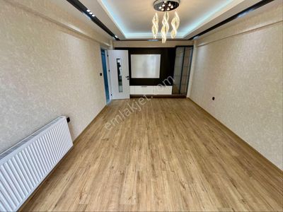 Full Tadilatlı 3+1 Ara Kat Köşe Konumlu Satılık Daire !