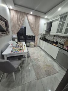 Turyap Nuri Angi'den Satılık Geniş Daire