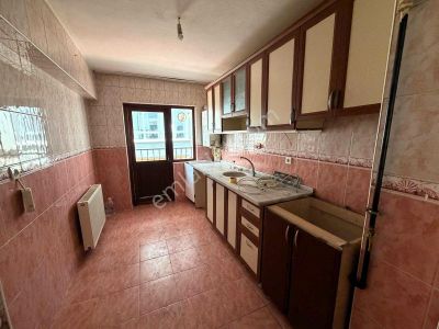 ꧁▇yılmaz'dan▇꧂cadde Yakınında Masrafsız 3+1 Y.giriş Daire