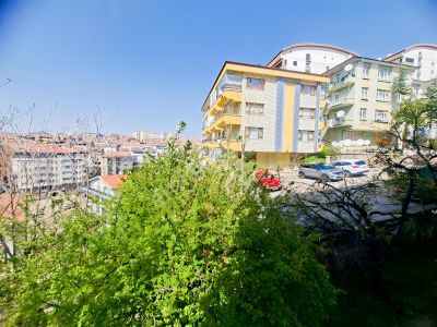 Kalaba Mahallesinde 2+1 Ön Cephe 90m2