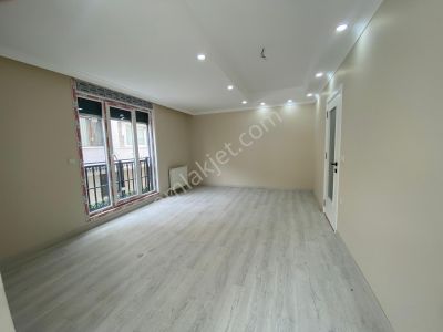 Bahçelievler Sfır Daire 1.kat 3+1 Kapalı Oto Parklı Asansörlü