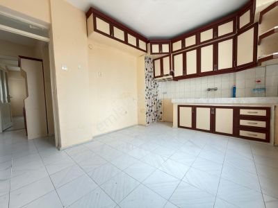 🏡 Göl-san Gayrimenkul’den 🏡 Yıldıztepe Mahallesinde Arakat Kiralık Daire !!!