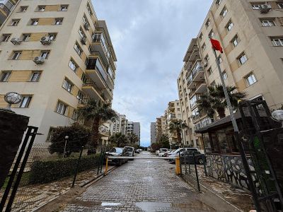 Çiğli Ataşehir Doğa Sitesinde 3+1 Kiralık Daire