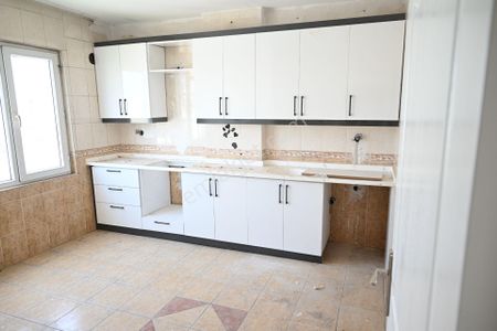 Üstünkent'ten Toroslar Sağlık Mahallesi'nde Kiralık 2+1 Daire