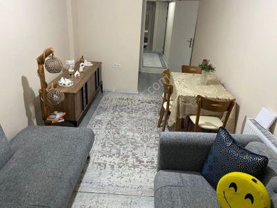 İgr Gayrimenkul Üsküdar Merkezde 1+1 Bahçe Katı Kiralık Daire