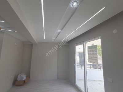 Edremit Darsofa Mahalesinde Sahibinden Acil Satılık 1+1 Sıfır Daire