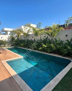 Oba'da 2+1 Havuzlu Eşyalı 100 M2 Satılık Daire