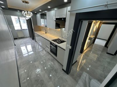 Plevne Mah'de Ara Kat'ta 3+1 Full+full Yapılı Ulaşıma Yakın Daire !