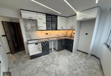 Beylikdüzü Beylikdüzü Osb Mahallesinde Metrobüse Yakın 2+1 Daire