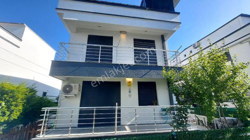 Yenişakran 3+1 Triplex Villa | Denize 150 M | Fiyat Avantajlı