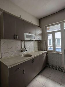 Akçay Emlak'tan Akşehir Çarşı Merkez Stadyum Civarında Doğalgazlı Kiralık 2+1 Daire