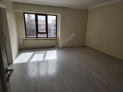 Burak Emlak'dan Kiralık Daire Kurtuluş