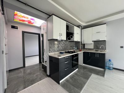 Alaçatı'dan/incek Bulvar Dibinde/2.katta/güney Cephe/geniş 1+1