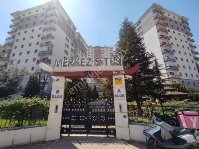 Ahi Mesut'ta 3+1 Ara Kat Site İçerisinde Asansörlü Satılık Daire