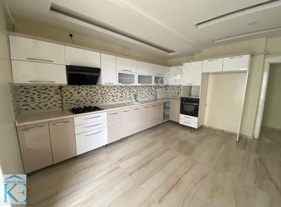 Türk Telekom Arkası Kiralık 4+1 Lüx Daire