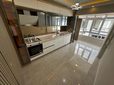 Hayal'den Akşemsettin Mah'de 3+1 Katta Ultra Lüx Yapılı Kilerli Daire