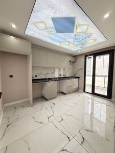 Bahçeşehire Komşu Yatırıma Uygun 3+1 Satılık Daire