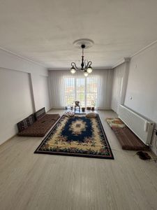 Mamak - Başak Mahallesinde Kat Konumunda Altı Dolu 3+1 Satılık Fırsat Dairesi !!!